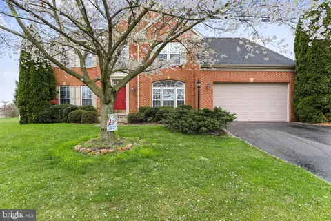 13803 Exeter Ct, Hagerstown, MD 21742