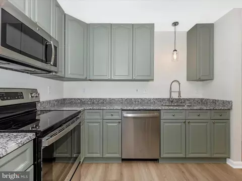 Kitchen - 127 Eagles Rdg, Smithsburg, MD 21783 photo 5 of 6