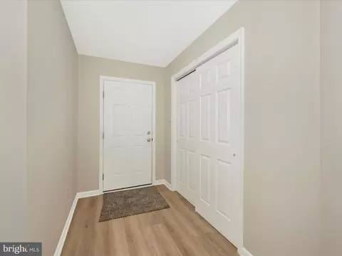 Entry Way - 127 Eagles Rdg, Smithsburg, MD 21783 photo 1 of 3