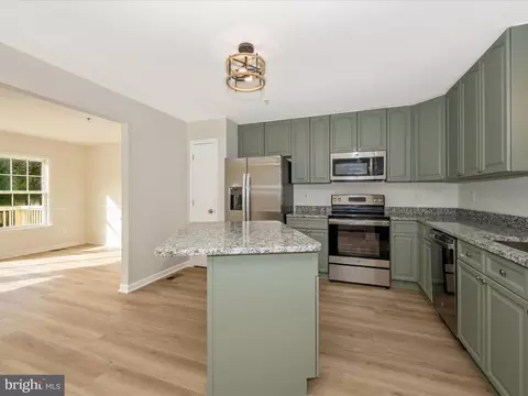 Kitchen - 127 Eagles Rdg, Smithsburg, MD 21783 photo 3 of 6