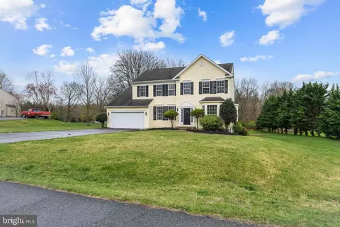 18023 Norman Dr, Fairplay, MD 21733
