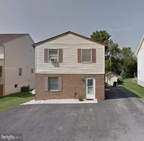 738 Interval Rd, Hagerstown, MD 21740