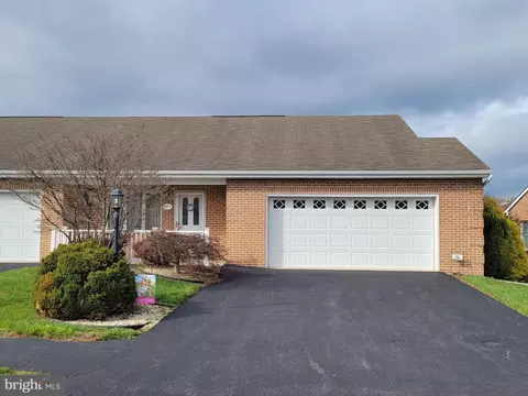 222 S Fork Dr, Hagerstown, MD 21740