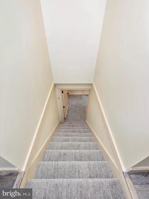 Entry Way - 100 Maple Ave, Boonsboro, MD 21713 photo 7 of 9