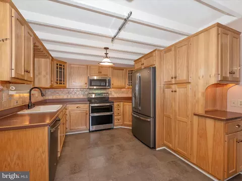 Kitchen - 100 Maple Ave, Boonsboro, MD 21713 photo 2 of 3