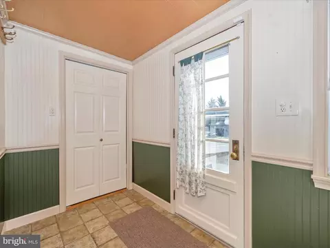 Entry Way - 100 Maple Ave, Boonsboro, MD 21713 photo 5 of 9