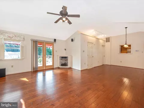 Living - 100 Maple Ave, Boonsboro, MD 21713 photo 8 of 8