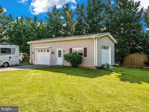 Exterior - 100 Maple Ave, Boonsboro, MD 21713 photo 16 of 18