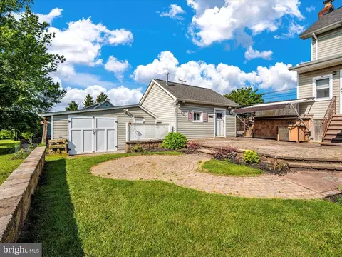 Exterior - 100 Maple Ave, Boonsboro, MD 21713 photo 12 of 18