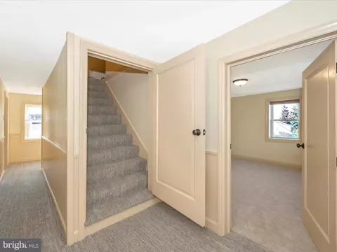 Entry Way - 100 Maple Ave, Boonsboro, MD 21713 photo 6 of 9