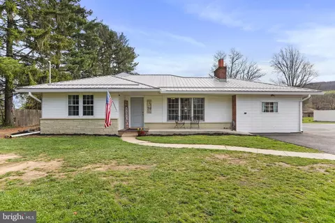 79 S Main St, Smithsburg, MD 21783 photo 1