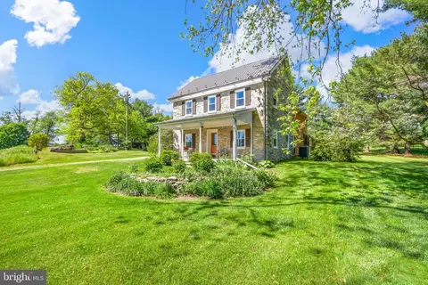 Exterior - 11628 White Hall Rd, Smithsburg, MD 21783 photo 6 of 23