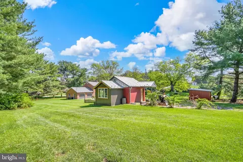 Exterior - 11628 White Hall Rd, Smithsburg, MD 21783 photo 13 of 23