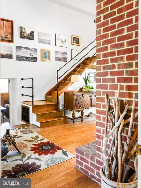 Entry Way - 11628 White Hall Rd, Smithsburg, MD 21783 photo 4 of 15