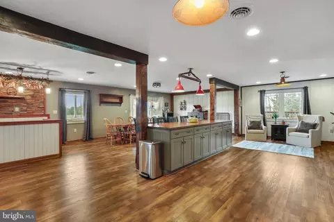 Kitchen - 15542 Broadfording Rd, Clear Spring, MD 21722 photo 3 of 7