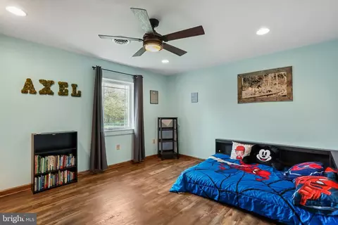 Bedroom - 15542 Broadfording Rd, Clear Spring, MD 21722 photo 3 of 7