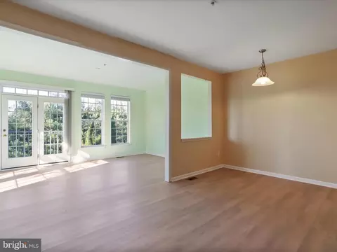 Living - 17802 Sinter Way, Hagerstown, MD 21740 photo 3 of 6