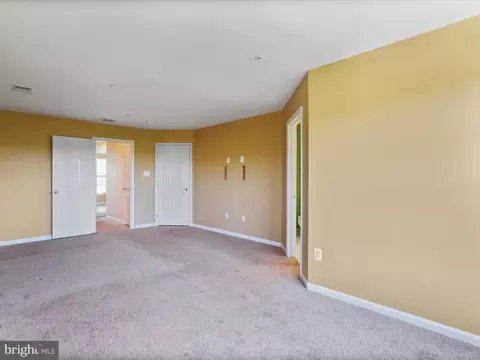 Living - 17802 Sinter Way, Hagerstown, MD 21740 photo 6 of 6