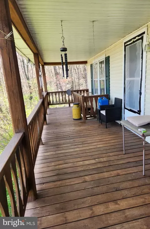 24717 Waldheim Rd, Cascade, MD 21719 photo 6