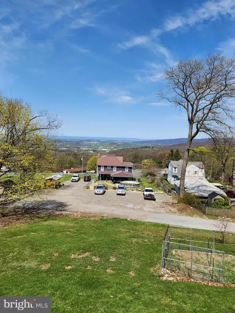 24717 Waldheim Rd, Cascade, MD 21719 photo 2