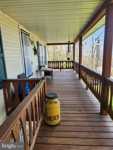 24717 Waldheim Rd, Cascade, MD 21719 photo 5