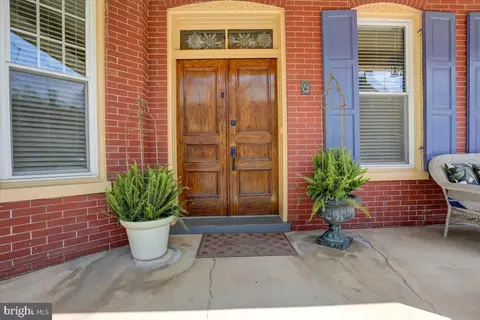 Entry Way - 6 E Baltimore St, Funkstown, MD 21734 photo 1 of 4