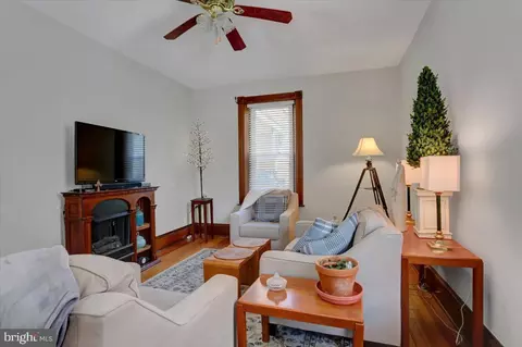 Living - 6 E Baltimore St, Funkstown, MD 21734 photo 2 of 6