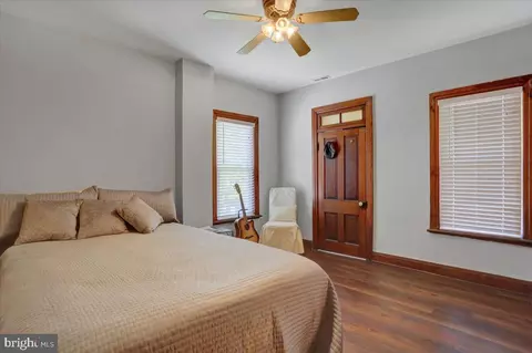 Bedroom - 6 E Baltimore St, Funkstown, MD 21734 photo 3 of 4