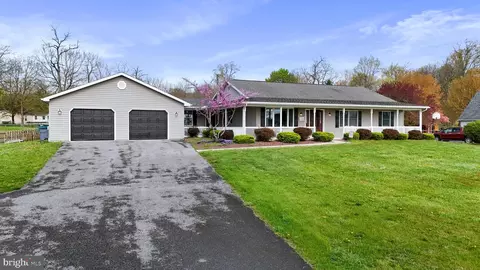 Exterior - 14628 Saint Paul Rd, Clear Spring, MD 21722 photo 2 of 11
