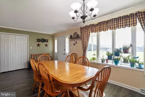 Dining - 14628 Saint Paul Rd, Clear Spring, MD 21722 photo 2 of 4