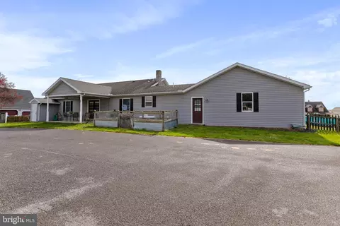 Exterior - 14628 Saint Paul Rd, Clear Spring, MD 21722 photo 7 of 11