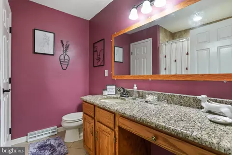Bath - 14628 Saint Paul Rd, Clear Spring, MD 21722 photo 4 of 6
