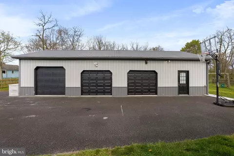 Exterior - 14628 Saint Paul Rd, Clear Spring, MD 21722 photo 8 of 11