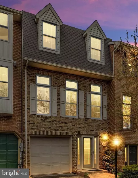 1277 Lindsay Ln, Hagerstown, MD 21742