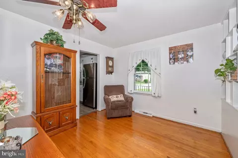 22053 Mohawk Dr, Smithsburg, MD 21783 photo 7
