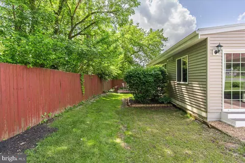 Exterior - 13 Chips Ct, Smithsburg, MD 21783 photo 3 of 6