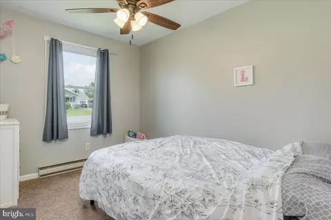 Bedroom - 13 Chips Ct, Smithsburg, MD 21783 photo 2 of 2