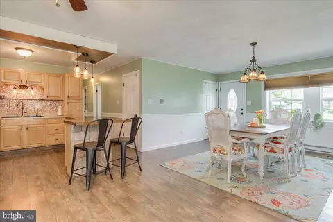 Dining - 13 Chips Ct, Smithsburg, MD 21783 photo 1 of 3
