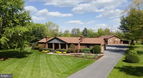 16208 Woburn Rd, Sharpsburg, MD 21782