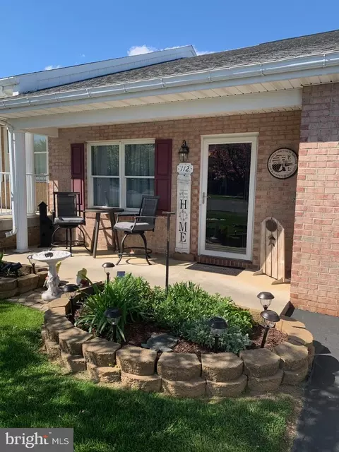 112 Sunflower Dr, Hagerstown, MD 21740