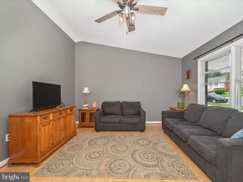 65 Amanda Dr, Smithsburg, MD 21783 photo 5