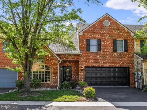 1054 Lindsay Ln, Hagerstown, MD 21742