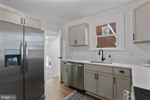Kitchen - 809 Frederick St, Hagerstown, MD 21740 photo 5 of 5