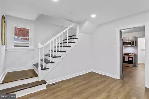 Entry Way - 809 Frederick St, Hagerstown, MD 21740 photo 1 of 3