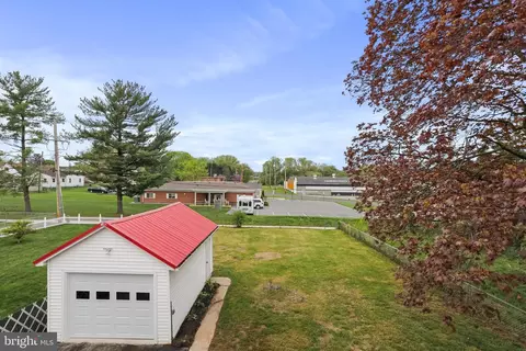 Exterior - 809 Frederick St, Hagerstown, MD 21740 photo 11 of 17