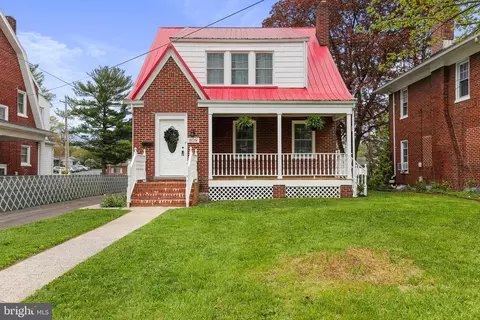 809 Frederick St, Hagerstown, MD 21740