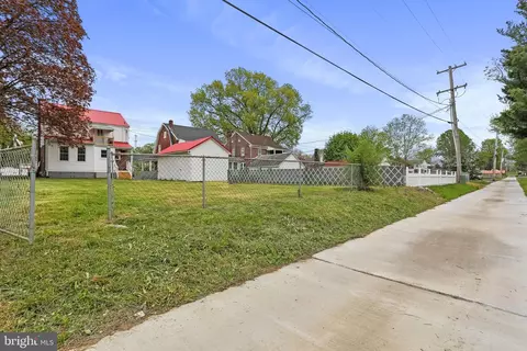 Exterior - 809 Frederick St, Hagerstown, MD 21740 photo 6 of 17