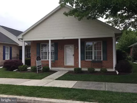 651 Trafalgar Dr, Hagerstown, MD 21742