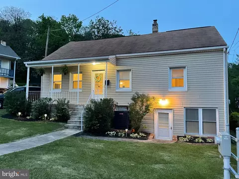 301 S Main St, Boonsboro, MD 21713