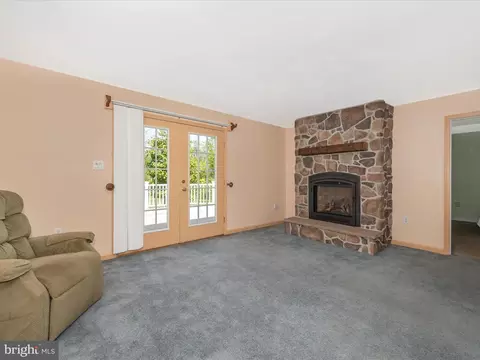 13910 Dry Run Rd, Clear Spring, MD 21722 photo 11
